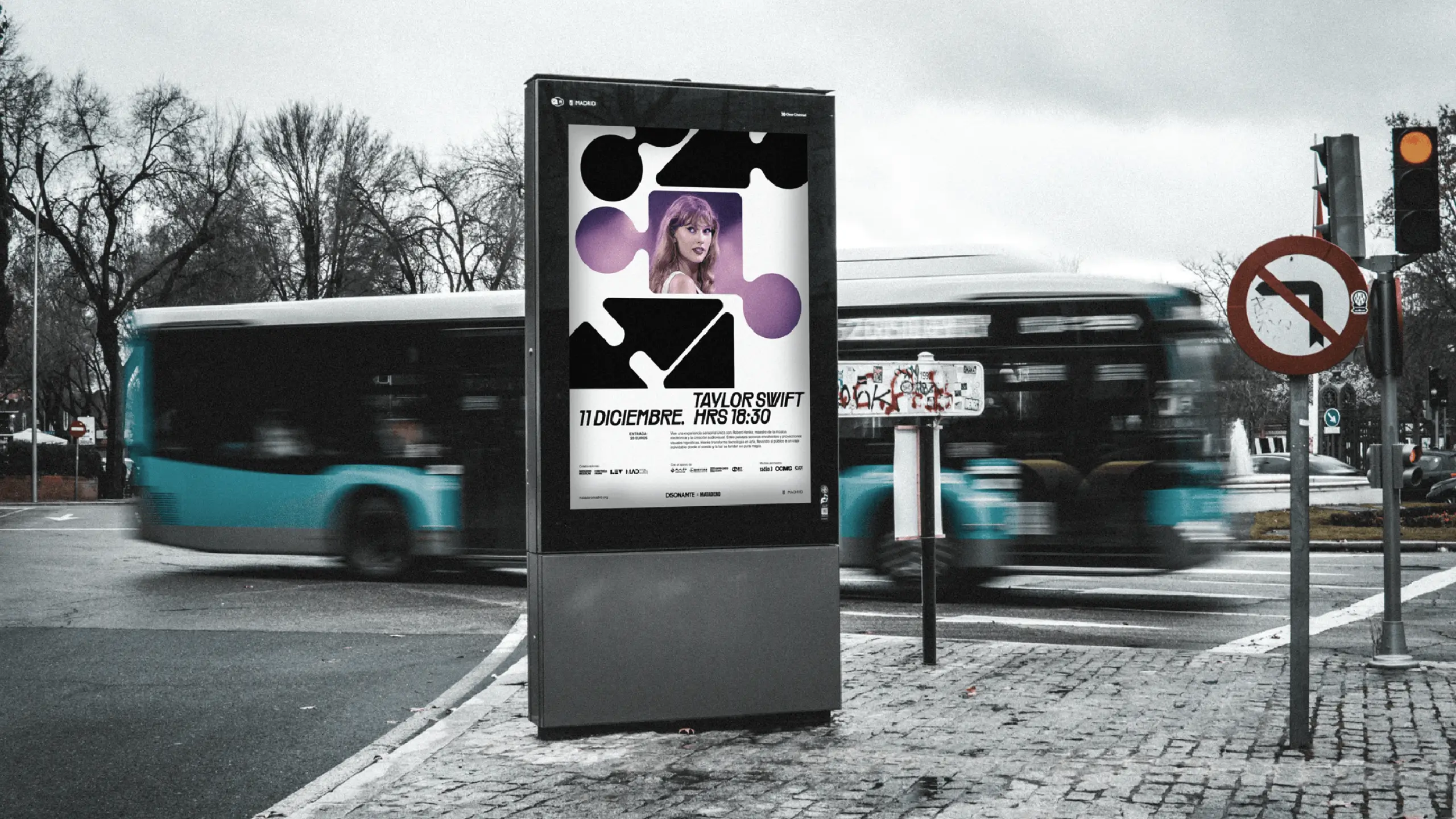 Pieza gráfica de mupi de Disonante en formato real